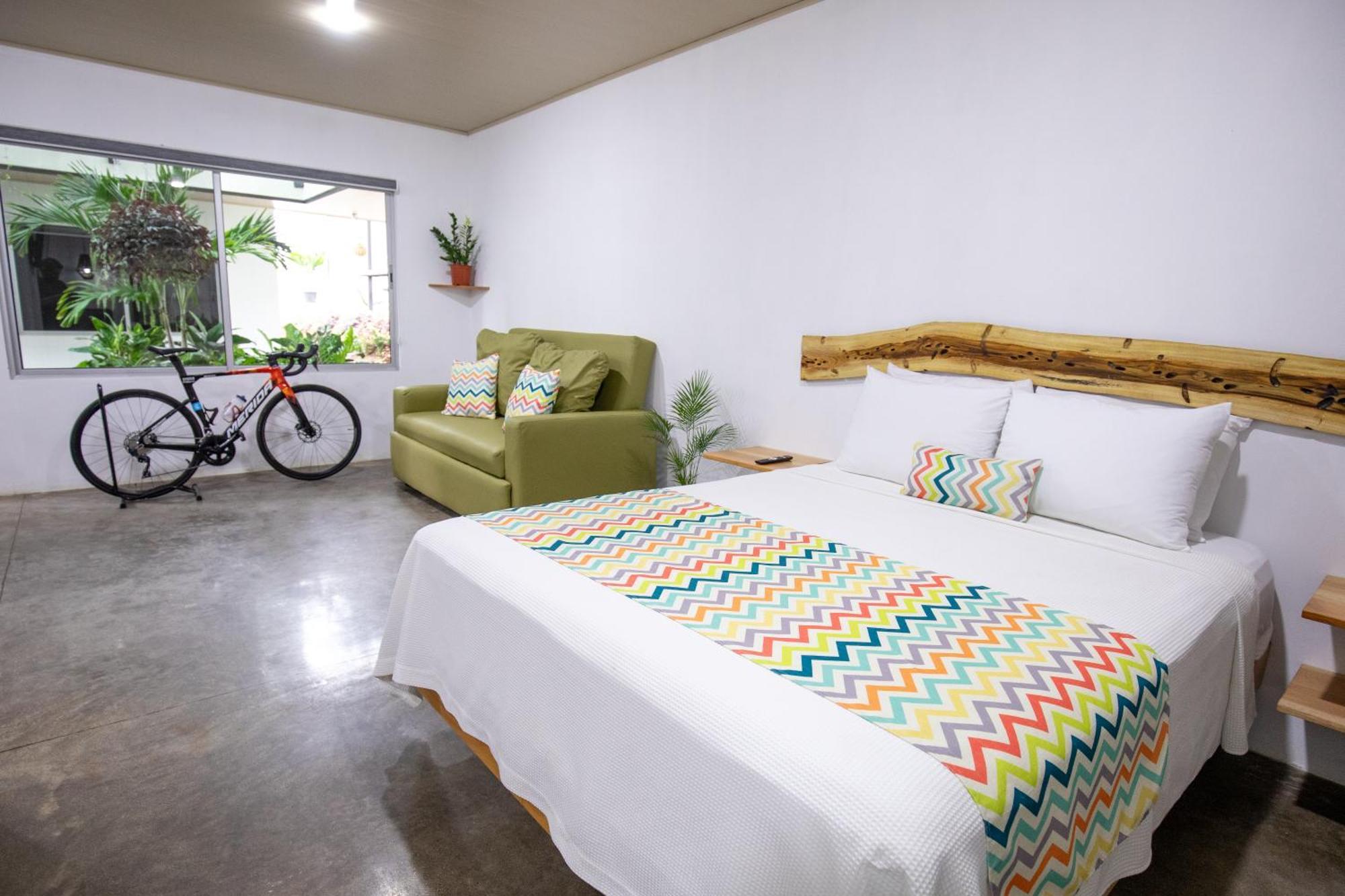 Nomad Living Cr Tarcolesアパートメント エクステリア 写真